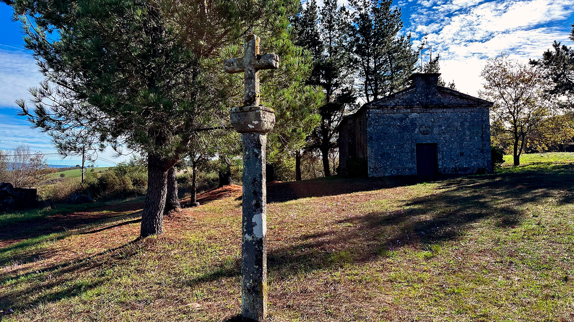 Ermita y crucero de Santo Domingo