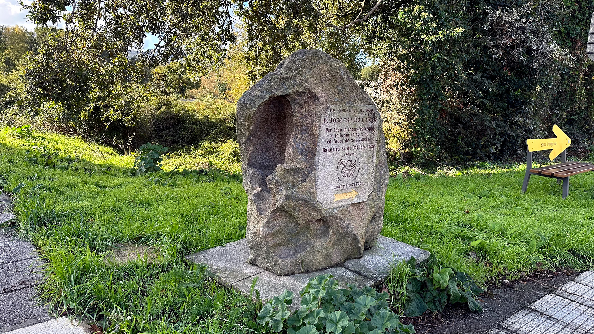 Monumento a D. Jose Espi&ntilde;o