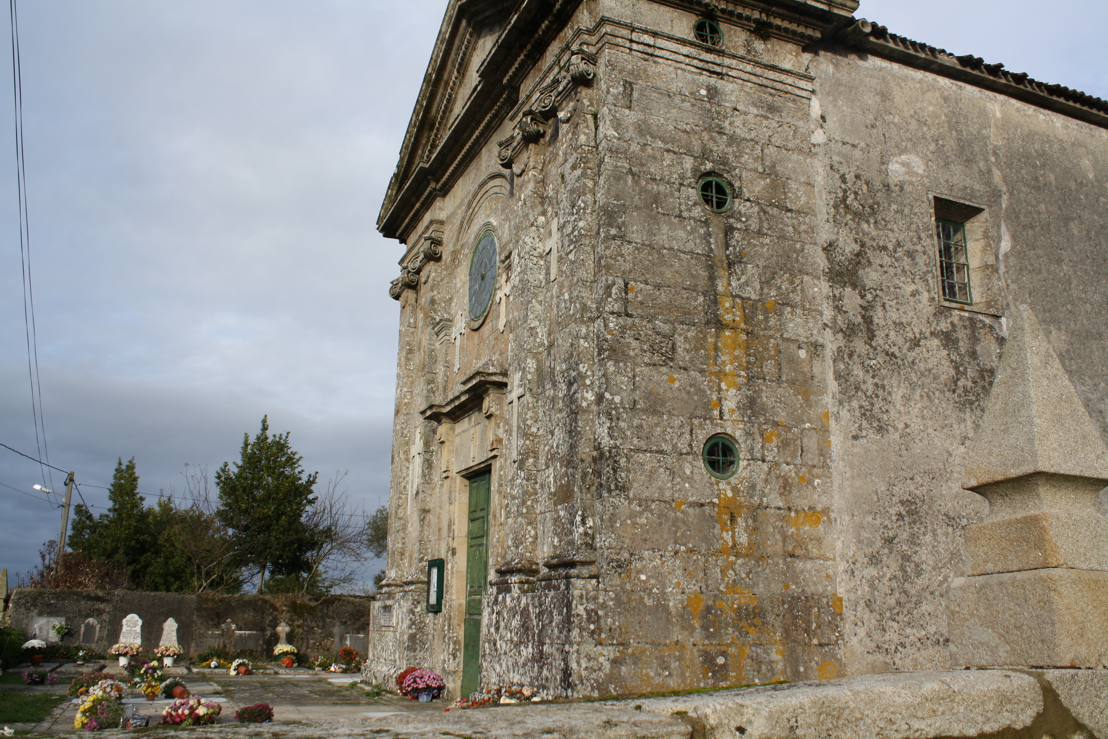 Igrexa de San Mamede de Moalde