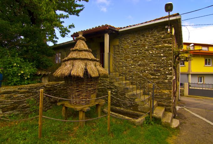 Conjunto natural y etnogr&aacute;fico de Codeseda 0