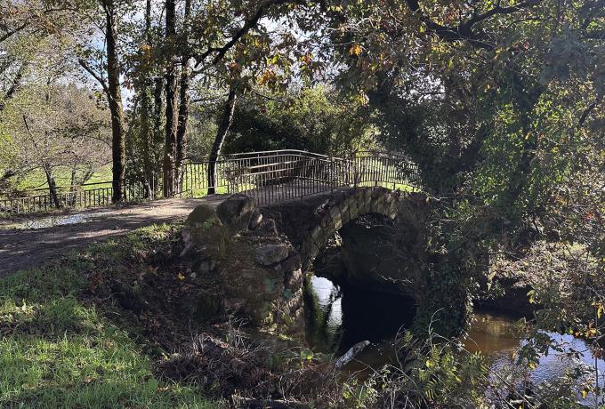 Puente sobre el r&iacute;o Toxa 0