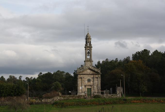 Iglesia  de San Mamede de Moalde 0