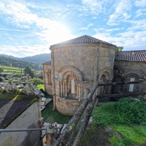 Iglesia de San Salvador de Caamanzo 7