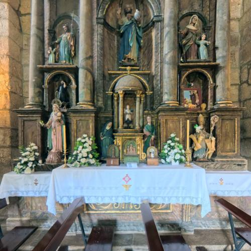 Iglesia de San Salvador de Caamanzo 9