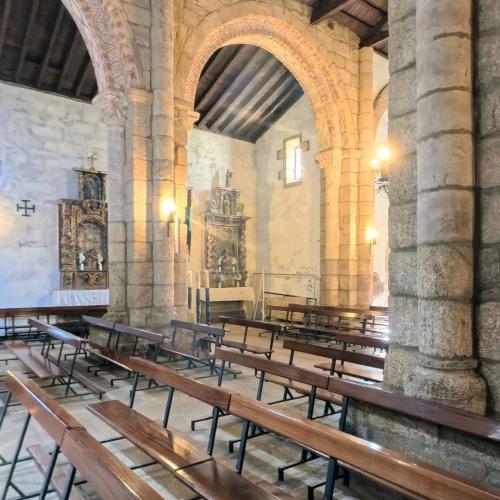 Iglesia de San Salvador de Caamanzo 14
