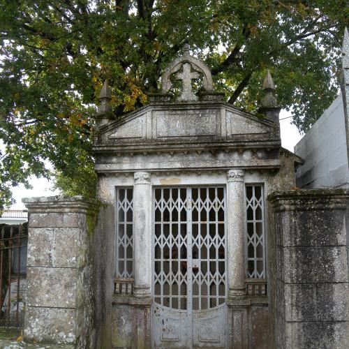 Igrexa de Santiago de Saa 2