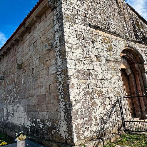Igrexa de San Marti&ntilde;o de Lal&iacute;n de Arriba 8