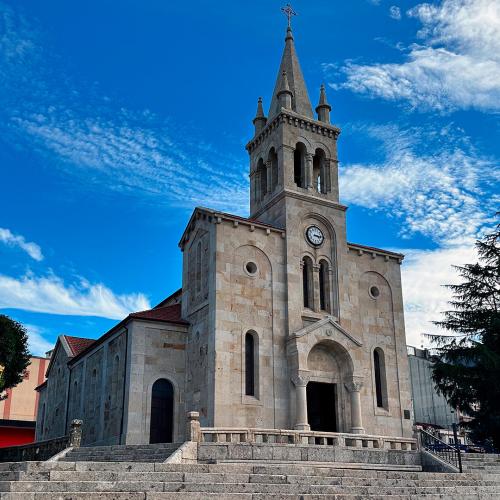 Iglesia de Santa Mar&iacute;a das Dores 0