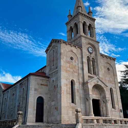 Iglesia de Santa Mar&iacute;a das Dores 1