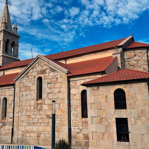 Iglesia de Santa Mar&iacute;a das Dores 3