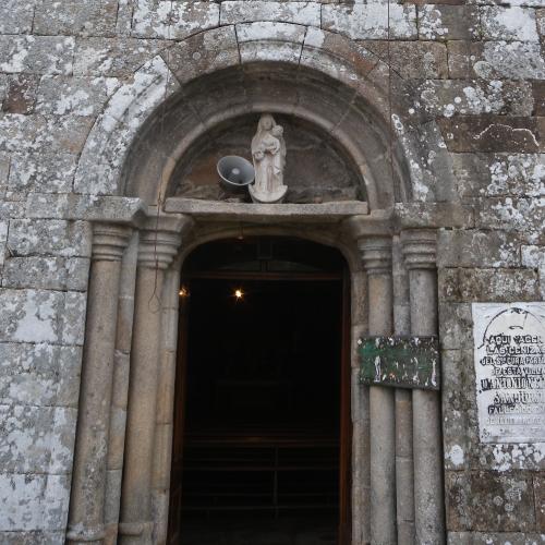 Iglesia de Santa Mar&iacute;a de Don Ramiro 1