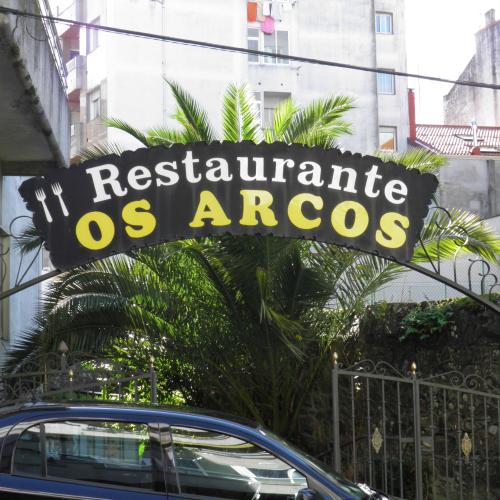 Mes&oacute;n Os Arcos 1