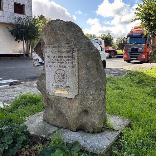 Monumento a D. Jose Espi&ntilde;o 2