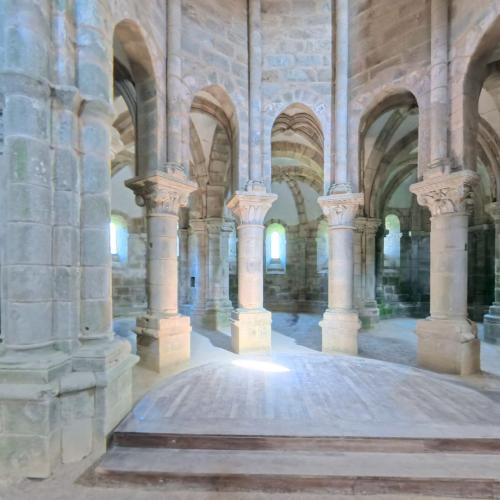 Monasterio de San Lourenzo de Carboeiro 13